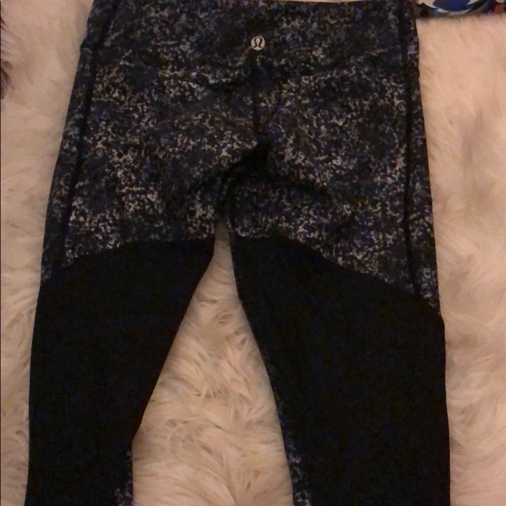LuluLemon workout yoga pants- cropped size 4